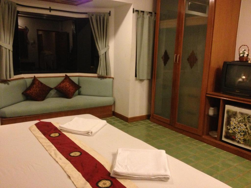 Your Place Inn Karon Exterior photo