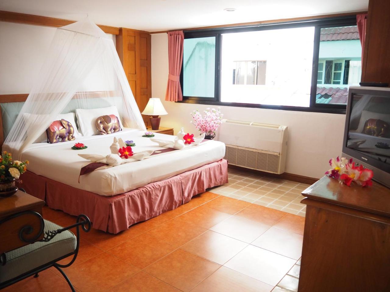 Your Place Inn Karon Exterior photo
