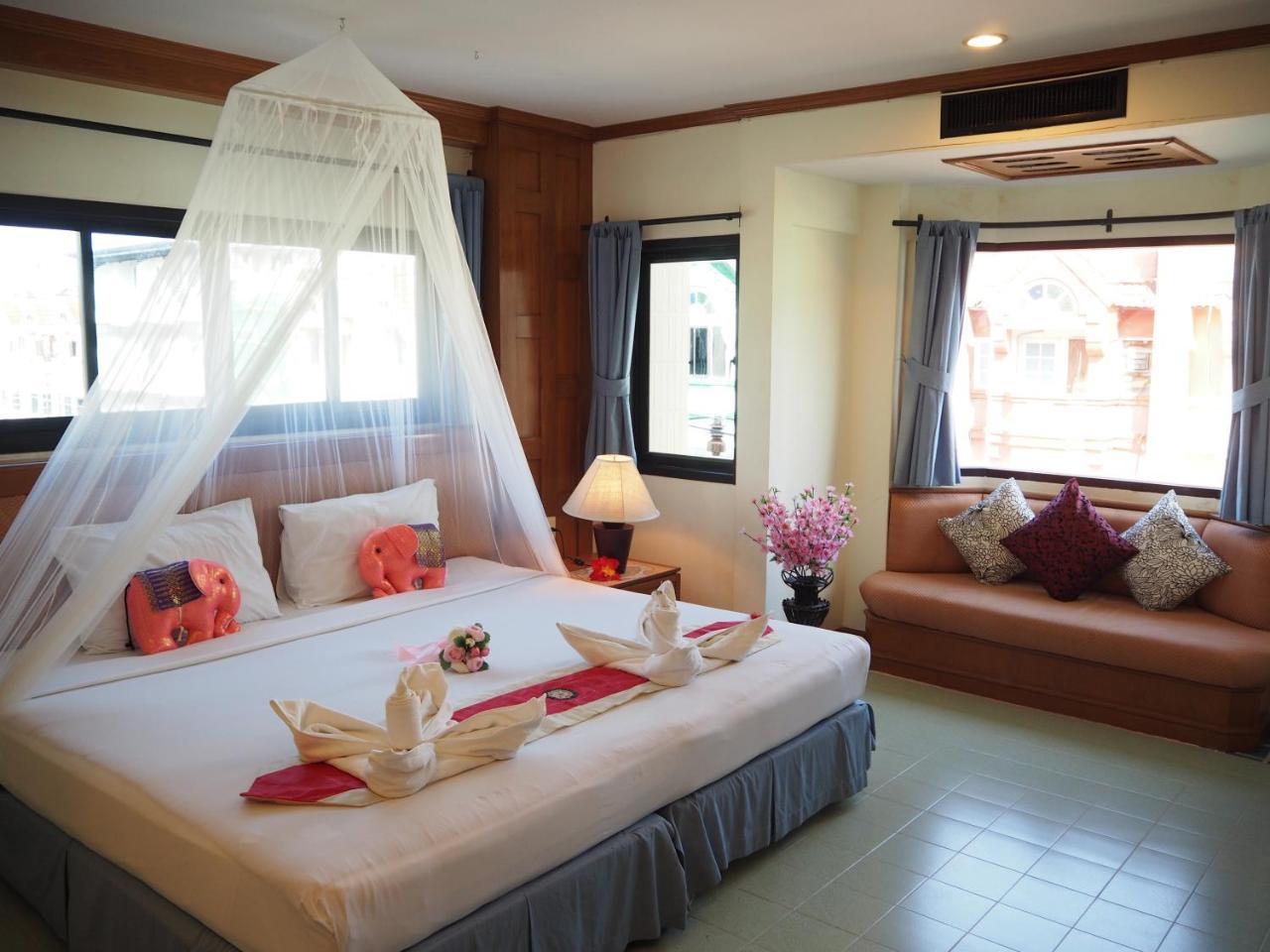 Your Place Inn Karon Exterior photo